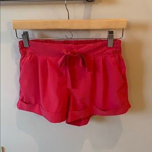 Lululemon Spring Break Away Short II Pink 6